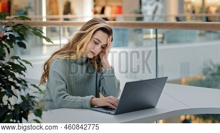 Caucasian Business Woman Receiving Refuse Letter Notice Denial From Bank Problems With Work Study Ba