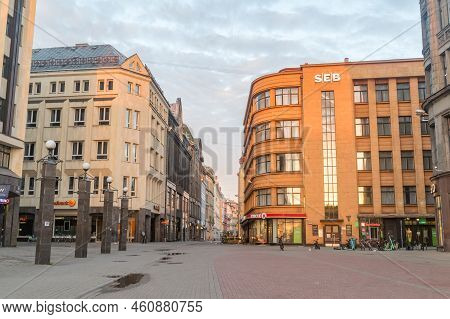 Riga, Latvia - June 20, 2022: Baltijas Cels Square In Old Town Of Riga.