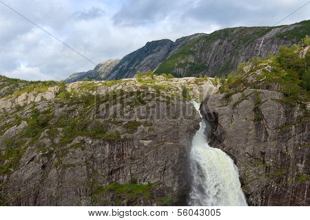 Manafossen Waterfall