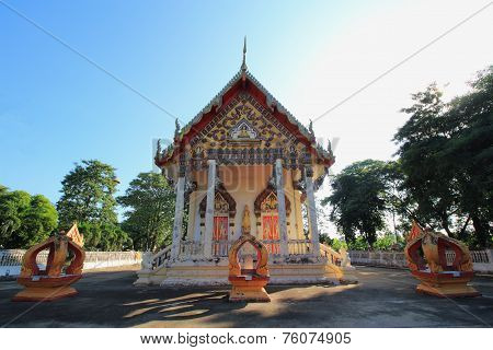 temple at wat chula jindaram