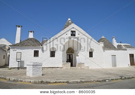Suverénní Trullo. Alberobello. Apulie.