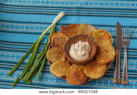Traditional Ukrainian Homemade Potato Pancakes (draniks)