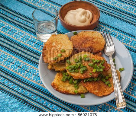 Traditional Ukrainian Homemade Potato Pancakes (draniks)