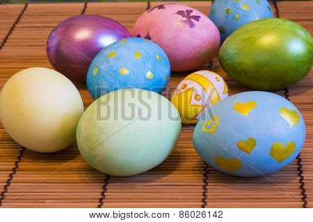Painted Easter eggs, different size and pattern