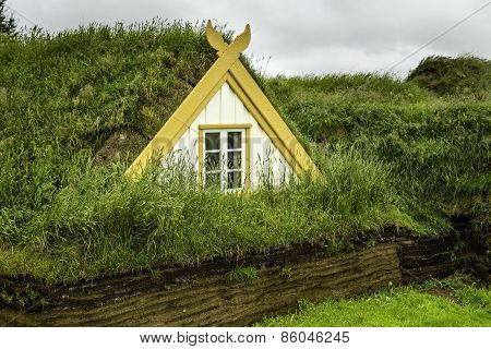 Turf House