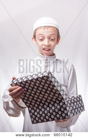 Kid In Arabic Clothes