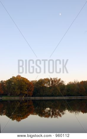 Skylakemoon