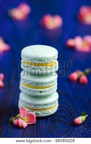 Makarons matcha