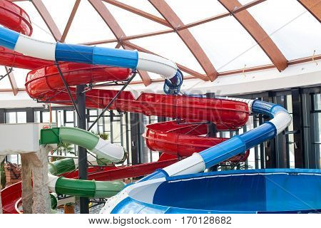 Picture of a spiral water slide in Oradea Romania