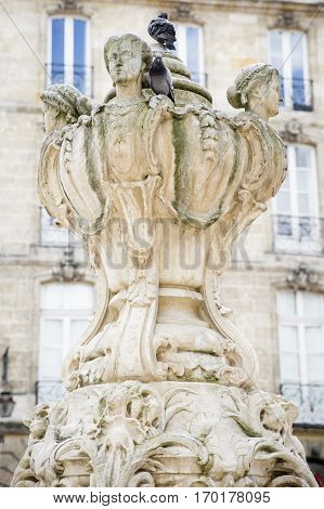 Fountaion place du Parlement les trois Graces Bordeaux France