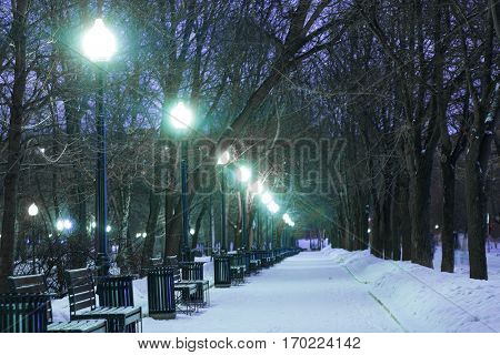 Night bulevard in Moscow