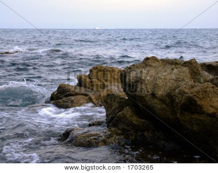 Море