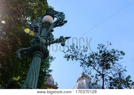 The center of Bucharest. Sights. Bank building