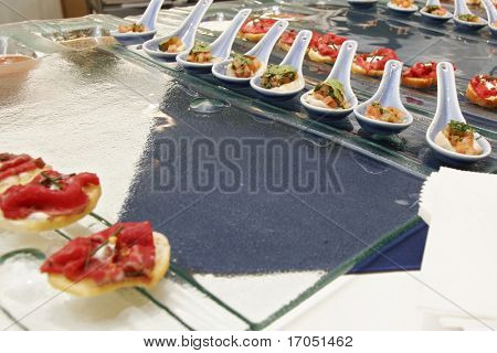 gourmet canopes square lasi palvelevat tarjotin