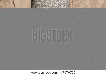statue af guden Horus i hans tempel i Edfou i øvre Egypten