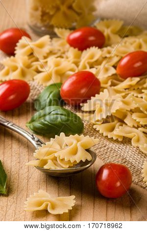 Raw Farfalle Bow-tie Pasta