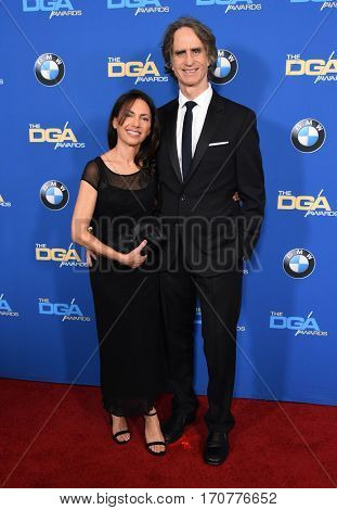 LOS ANGELES - FEB 04:  Susanna Hoffs and Jay Roach arrives for the 69th Annual DGA Awards on February 4, 2017 in Beverly Hills, CA                
