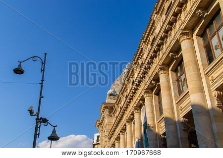 The architecture of old Bucharest. Attractions of a beautiful city.