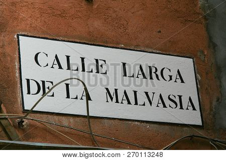 Venice, Street Plate Called 