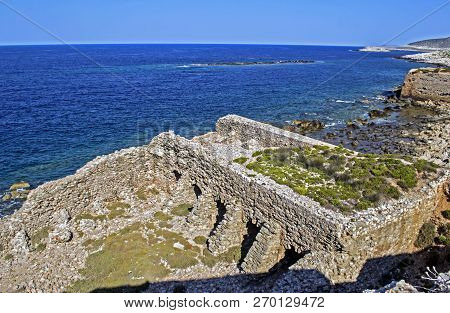 Part Of The Castle Of Methoni And Blue Sea Landscape Messenia Greece - Medieval Venetian Fortificati