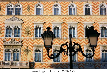 Bygning Facade og lampe silhuet