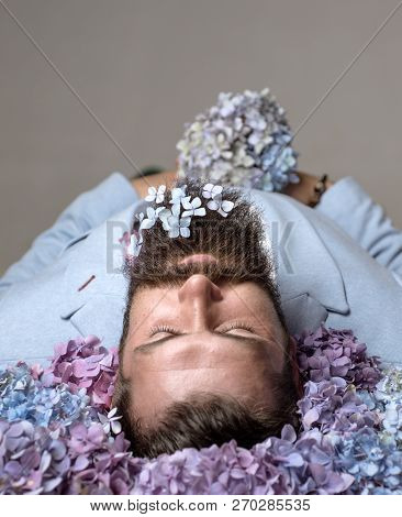 Morgue. Funeral Wreath. Summer Allergy - Funeral Flowers. Memorial Day. Remembrance. Allergy Flowers