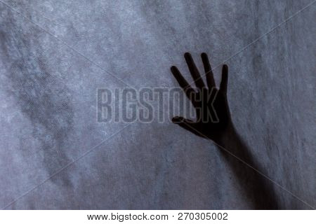 Outline Of Hands On Tight Screen, Call For Help