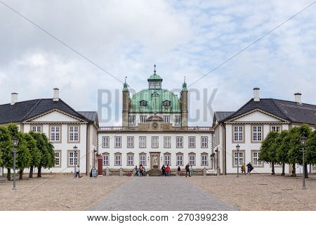 Fredensborg, Denmark - July 02, 2017: Exterior View Of Fredensborg Palace Which Is Spring An Autumn 