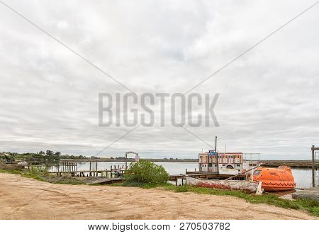 Velddrif, South Africa, August 22, 2018: The Berg River Next To Bokkom Avenue In Velddrif In The Wes
