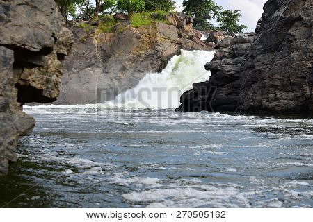 Hogenakkal Mountain Falls Portion In Dharmapuri District Intamilnadu