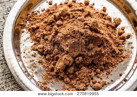 Galangal Powder On Silver Plate. (havlican)
