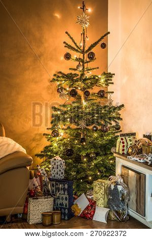 Merry Christmas Beautiful Living Room Tree Setup Aith Gifts Decorated For Happy Holidays At Home