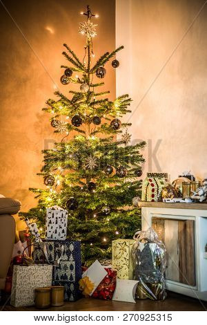 Merry Christmas Beautiful Living Room Tree Setup Aith Gifts Decorated For Happy Holidays At Home