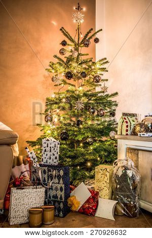 Merry Christmas Beautiful Living Room Tree Setup Aith Gifts Decorated For Happy Holidays At Home