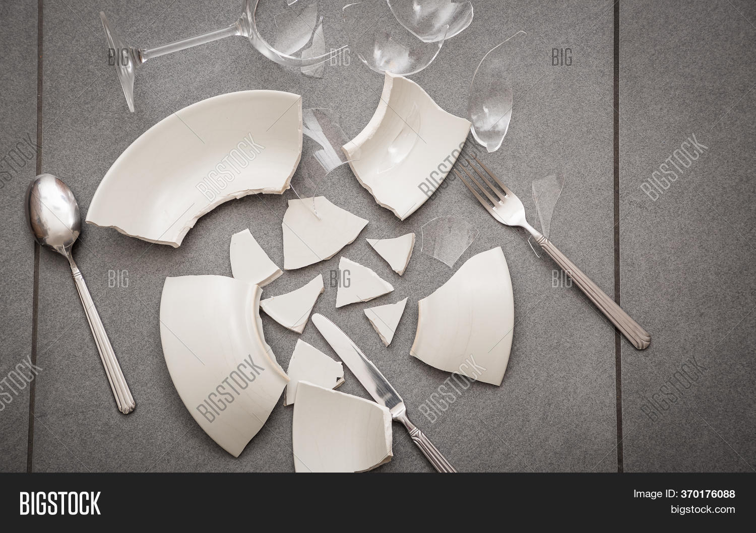 Broken Plate Broken Image & Photo (Free Trial) Bigstock