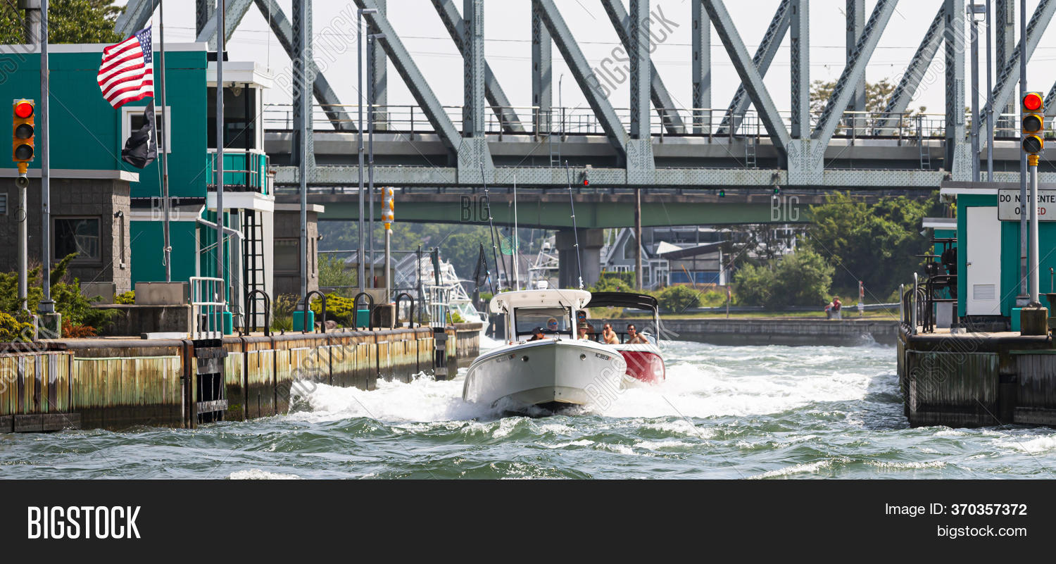 Hampton Bays, New York Image & Photo (Free Trial) Bigstock