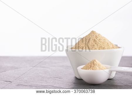 Organic Maca Powder - Lepidium Meyenii. Text Space