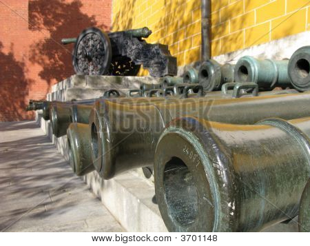 Cannon, pistolet Kremlin