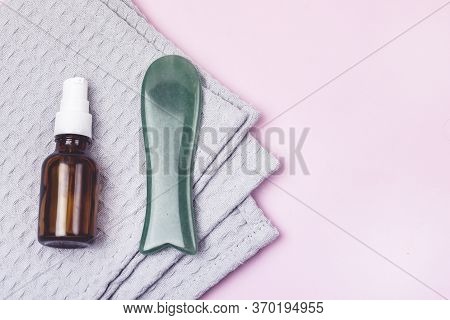 Green Jade Gua Sha Massage Chinese Medical Traditional Tool Guasha Made From Jade In Shape Of Fish S