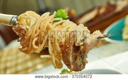 Spaghetti Con Pesto Alla Trapanese