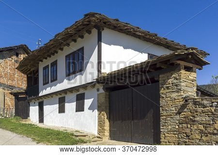 Staro Stefanovo, Bulgaria - April 9, 2014: Old Houses At Historical Village Of Staro Stefanovo, Love