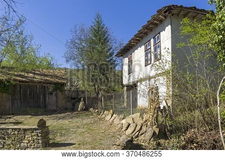 Staro Stefanovo, Bulgaria - April 9, 2014: Old Houses At Historical Village Of Staro Stefanovo, Love