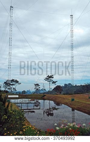 Bukidnon, Ph - Feb 6 - Dahilayan Eco Adventure Park Dropzone Sky Swing Metal Structure And Cables On