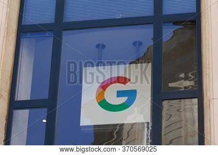 Bordeaux , Aquitaine / France - 06 06 2020 : Google Sign Logo On Building Of American Multinational 