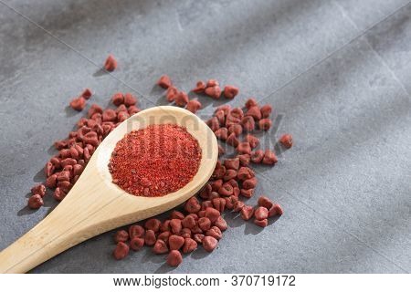 Annatto Seeds And Powder - Bixa Orellana