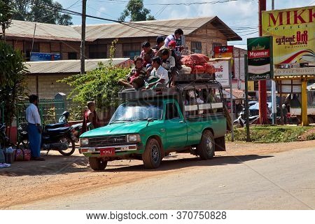 Heho, Myanmar - Nov 08, 2019: People At A Market In The City Center Of Heho In Myanmar, Former Burma