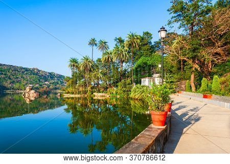 Mount Abu And Nakki Lake Promenade. Mount Abu Is A Hill Station In Rajasthan State, India.