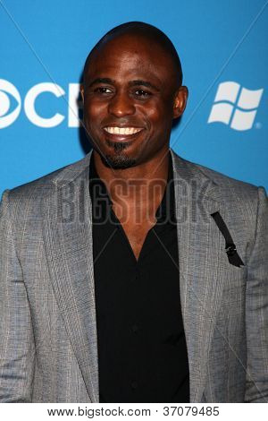 LOS ANGELES - WRZ 15: Wayne Brady przybywa w stronę premiera jesień 2012 CBS w Greystone Manor o