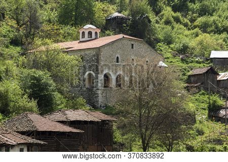 Pirin, Bulgaria -  May 2, 2014: Old Houses From The Nineteenth Century In Village Of Pirin, Blagoevg