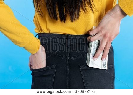 A Cash File In The Back Pocket Is A Sign Of Financial Wealth.